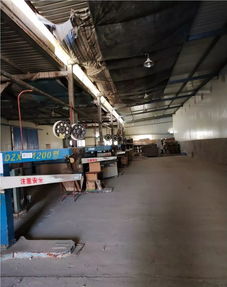 新疆3000多平方米的紙箱廠對外出租或出售,設(shè)備齊全